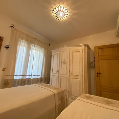 Casa Graniti Villa *